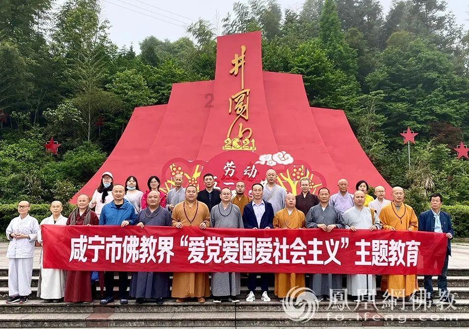 巴萨官方:巴尔德右腿肌腱受伤将接受手术,预计赛季报销